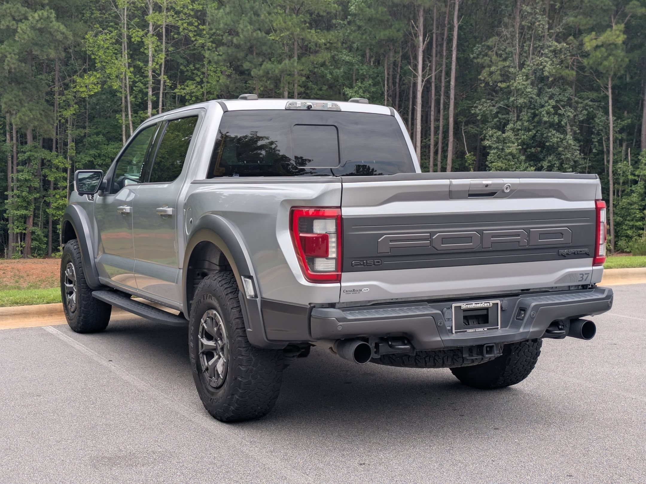 Certified 2023 Ford F150 Raptor w/ Raptor 37 Performance Package AWD/4WD image 5