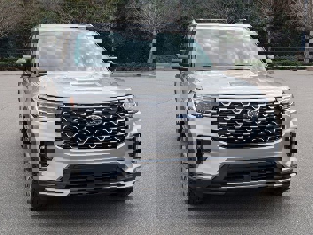 Certified 2025 Ford Explorer Platinum w/ Ultimate Package image 8