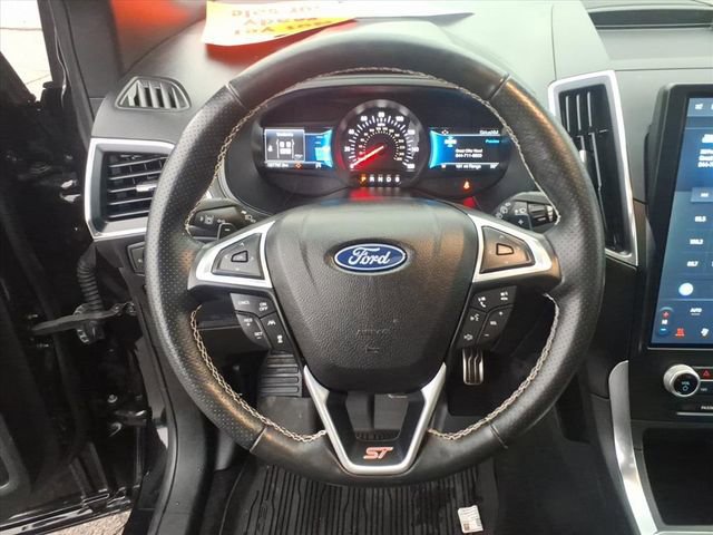 Certified 2022 Ford Edge ST w/ Equipment Group 401A image 19