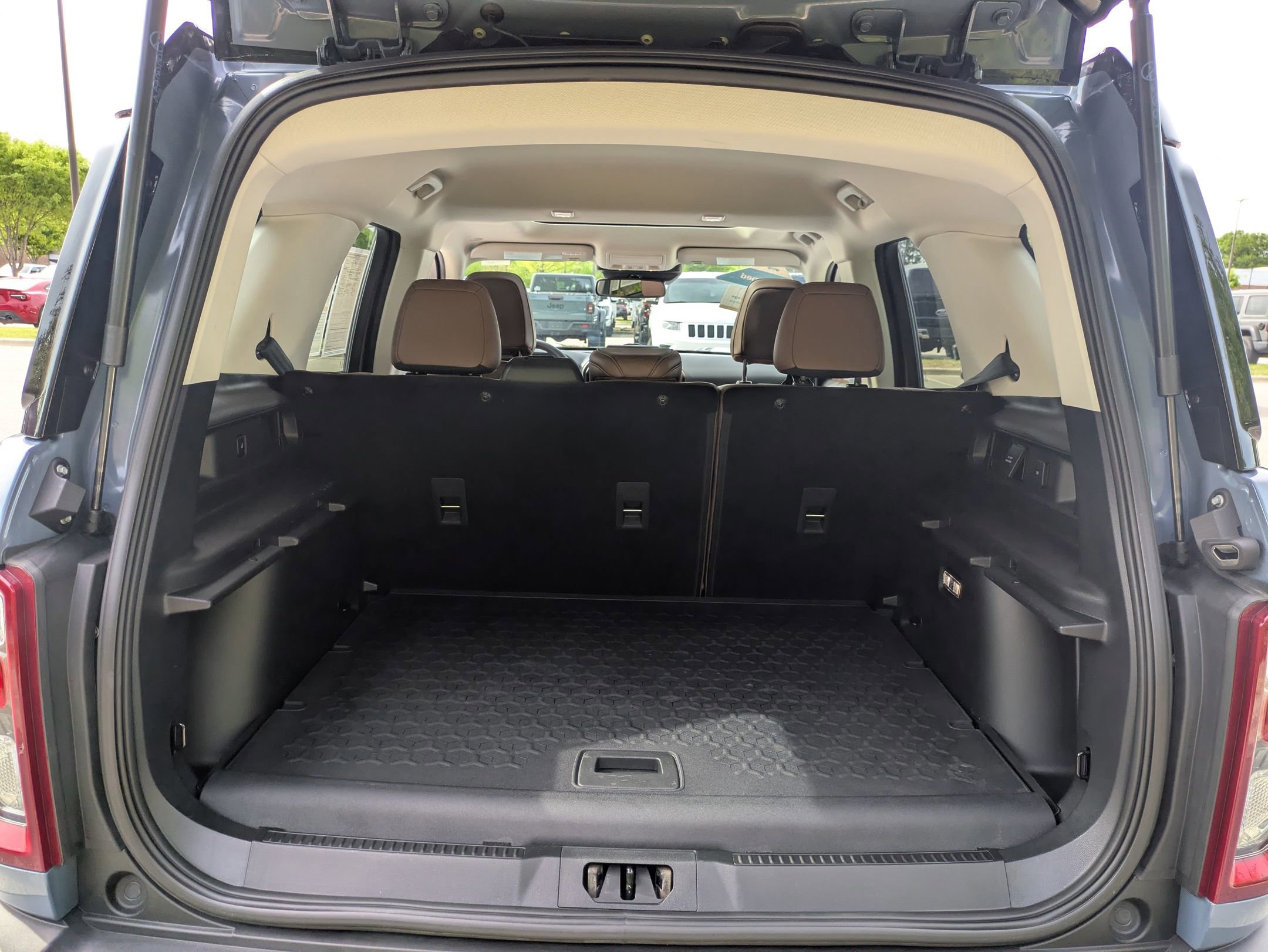 Certified 2024 Ford Bronco Sport Badlands w/ Premium Package image 35