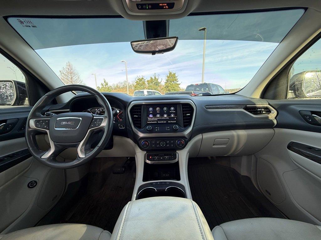 Used 2021 GMC Acadia Denali w/ Denali Technology Package image 30