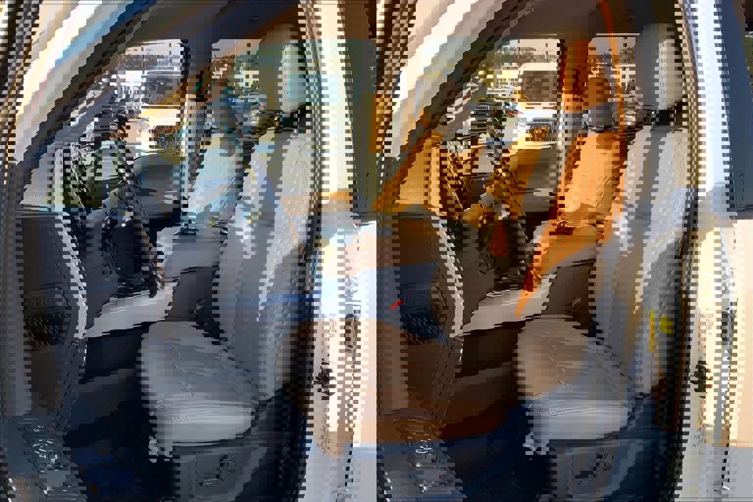 Certified 2022 Ford F250 Lariat w/ Lariat Ultimate Package image 8