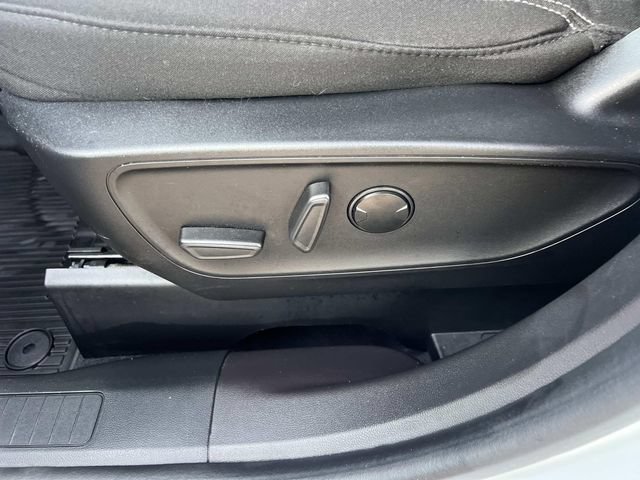 Certified 2023 Ford Escape Active AWD/4WD image 17
