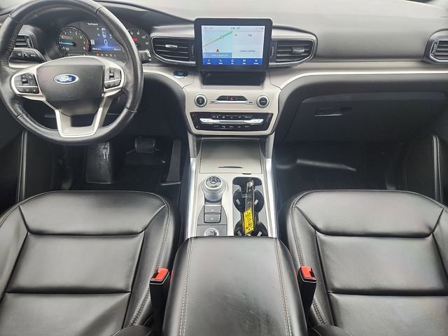 Certified 2023 Ford Explorer XLT w/ Equipment Group 202A image 8