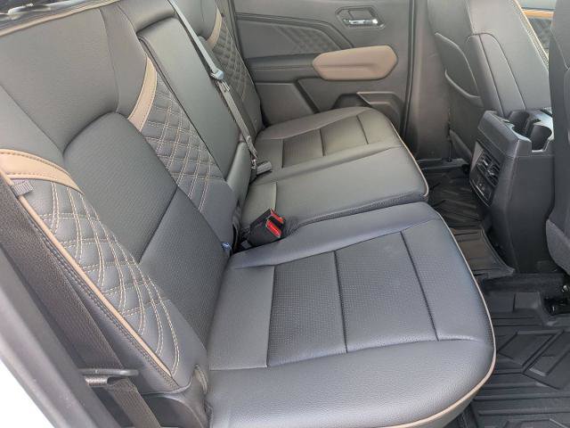 Used 2024 GMC Canyon Denali AWD/4WD image 30