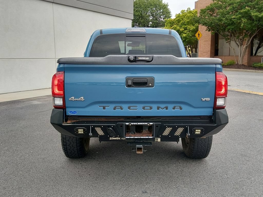 Used 2019 Toyota Tacoma SR5 AWD/4WD image 5