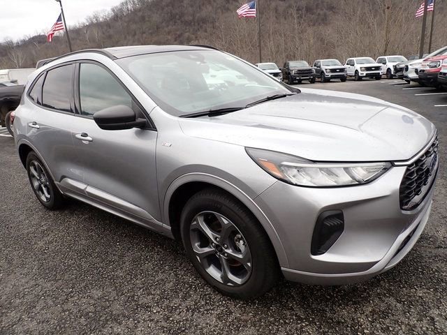 Certified 2024 Ford Escape ST-Line w/ Tech Pack #1 image 8