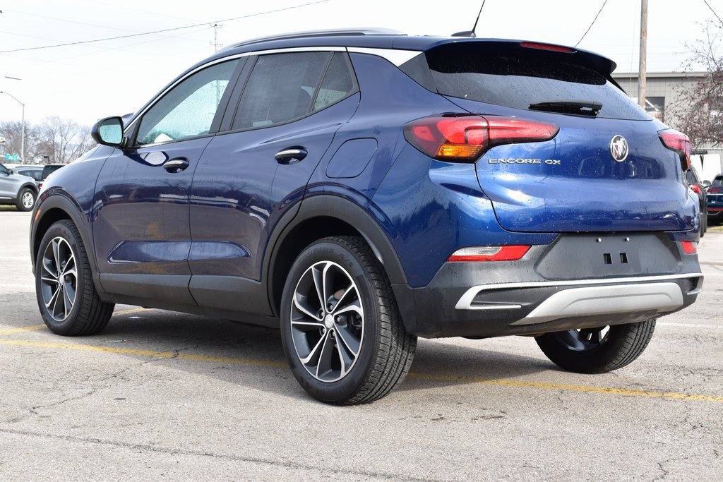 Used 2023 Buick Encore GX Select image 2