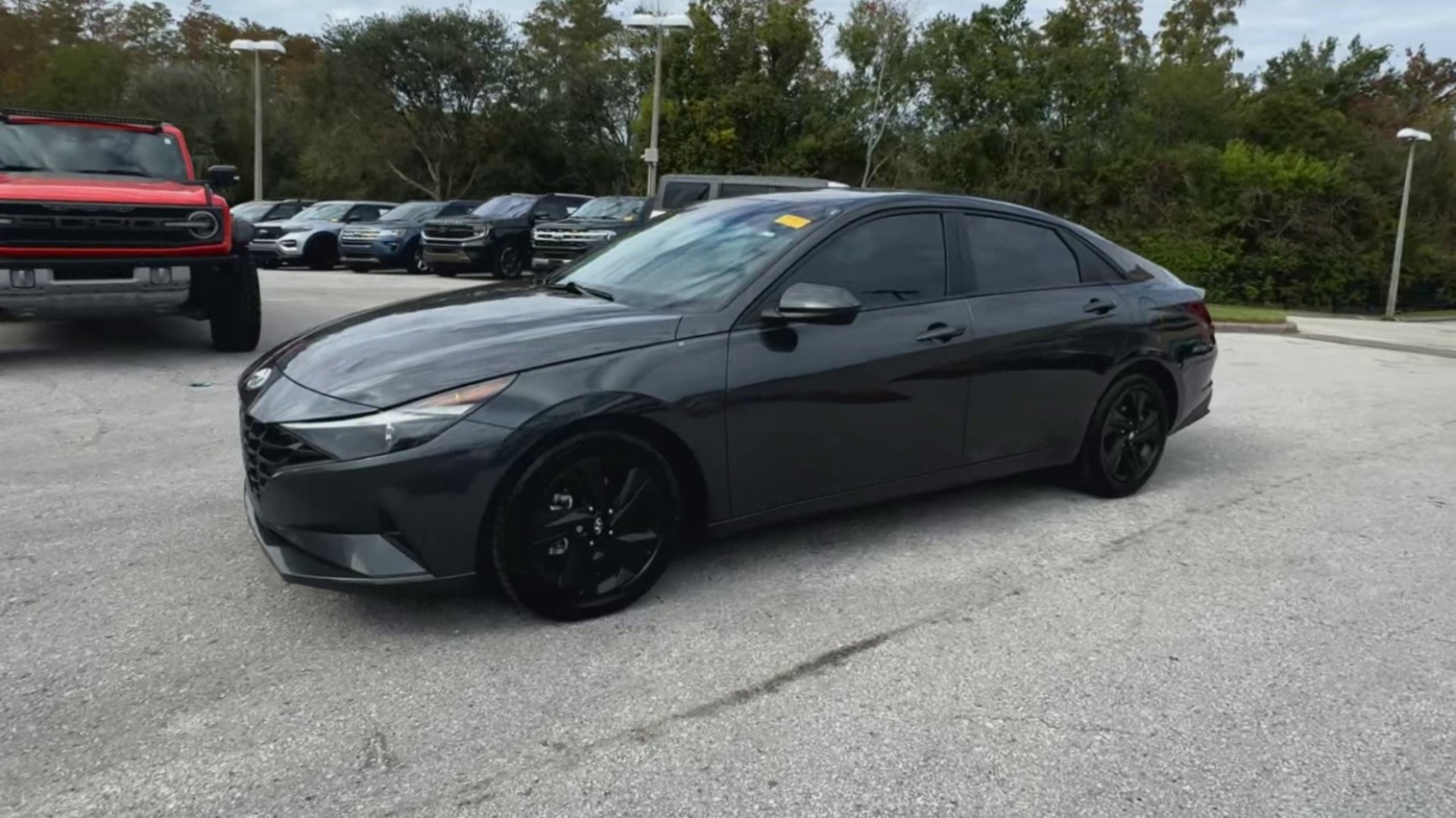 Used 2021 Hyundai Elantra SEL w/ Convenience Package image 13