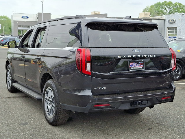 Certified 2025 Ford Expedition Max Active AWD/4WD image 8