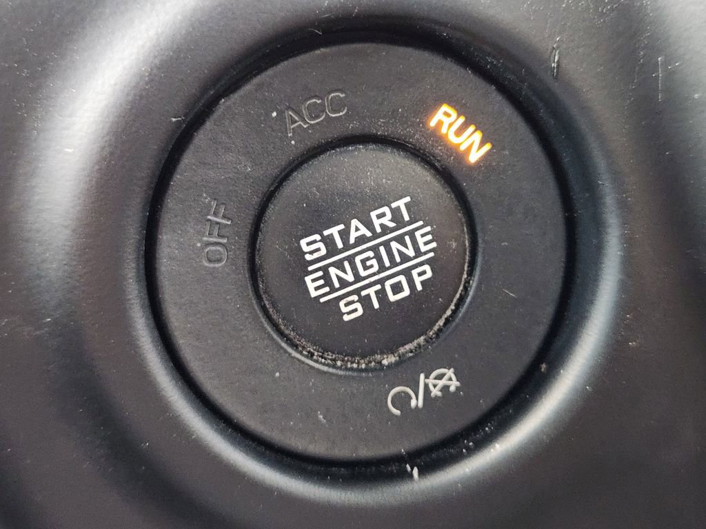 Used 2021 Jeep Wrangler Unlimited Sahara image 21