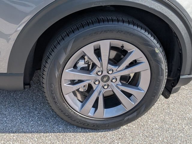 Certified 2023 Ford Explorer XLT w/ Equipment Group 202A RWD image 17