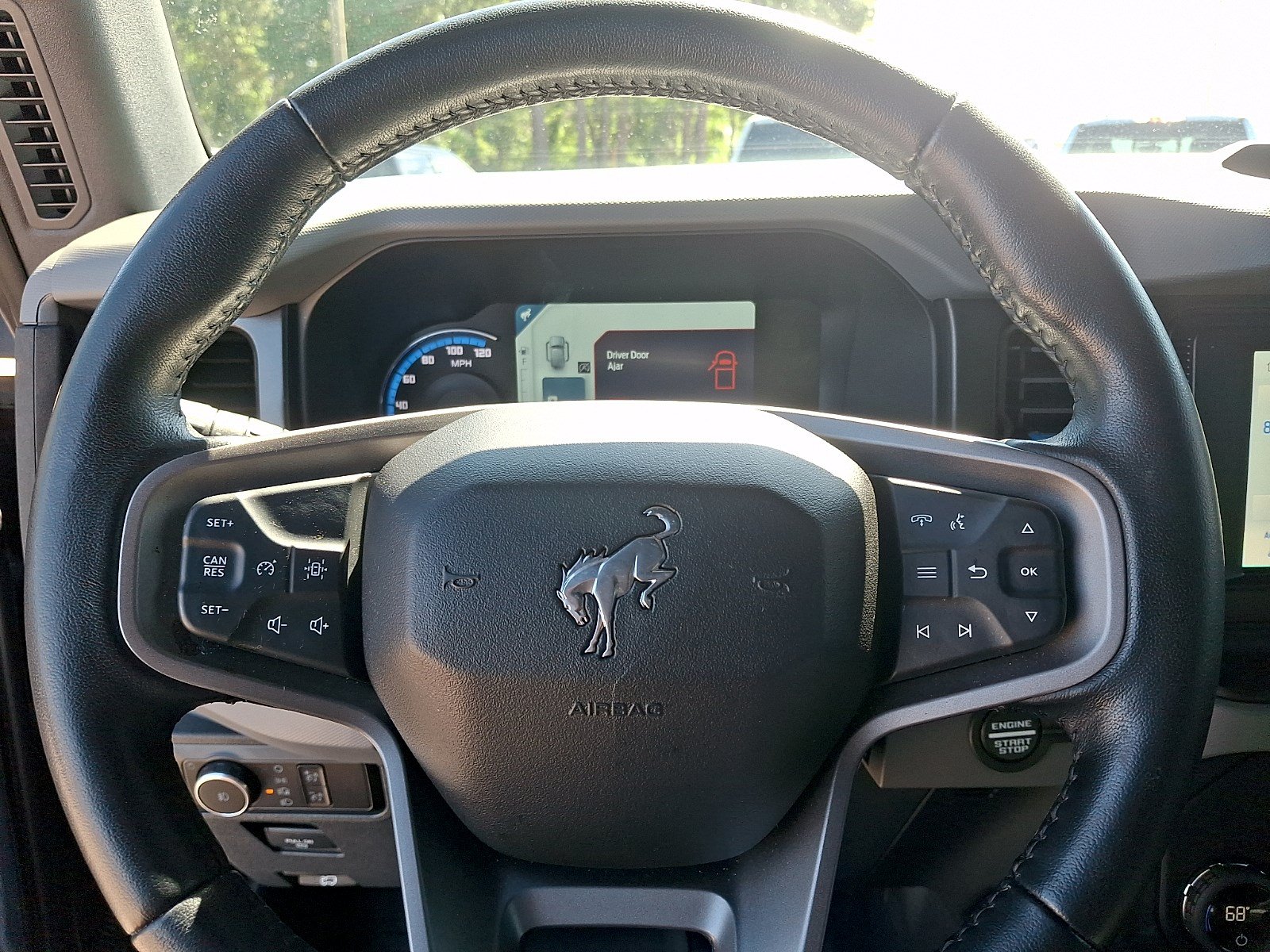Certified 2023 Ford Bronco Black Diamond w/ Sasquatch Package AWD/4WD image 18