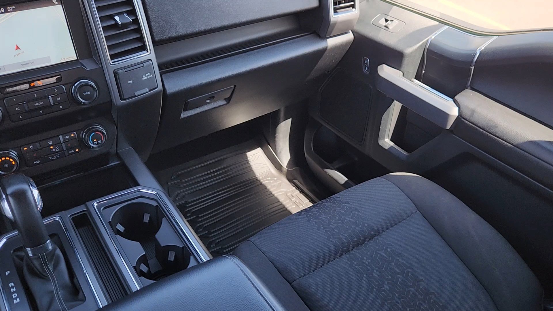 Certified 2019 Ford F150 XLT w/ Equipment Group 302A Luxury AWD/4WD image 28
