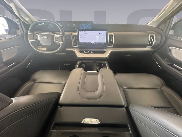 Certified 2025 Ford Expedition Active AWD/4WD image 12
