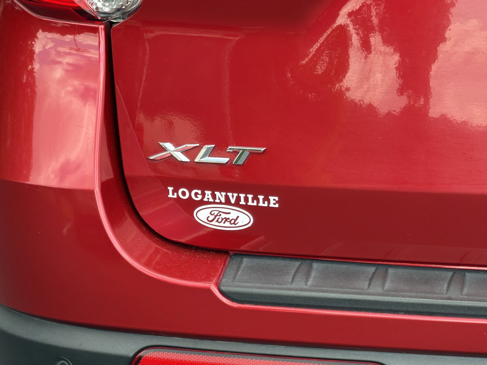 Certified 2020 Ford Explorer XLT w/ Equipment Group 202A RWD image 29