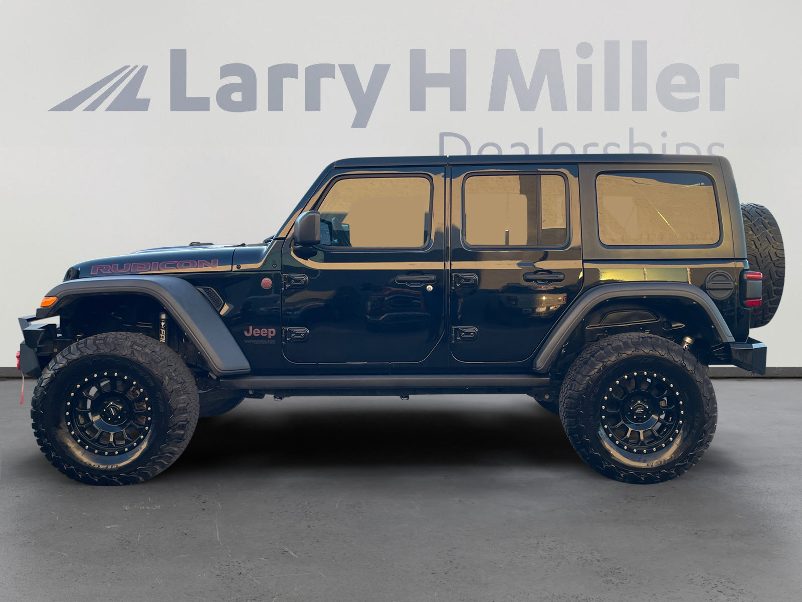 Used 2021 Jeep Wrangler Unlimited Rubicon AWD/4WD image 2