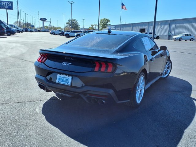 Certified 2024 Ford Mustang GT Premium RWD image 5