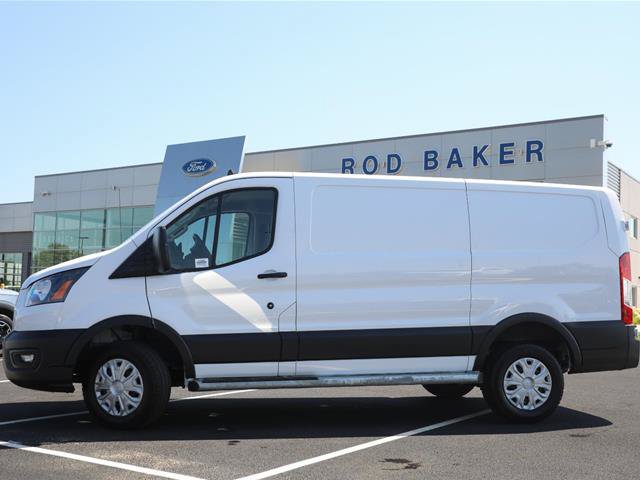 Certified 2025 Ford Transit 250 Low Roof w/ Exterior Upgrade Package RWD image 3