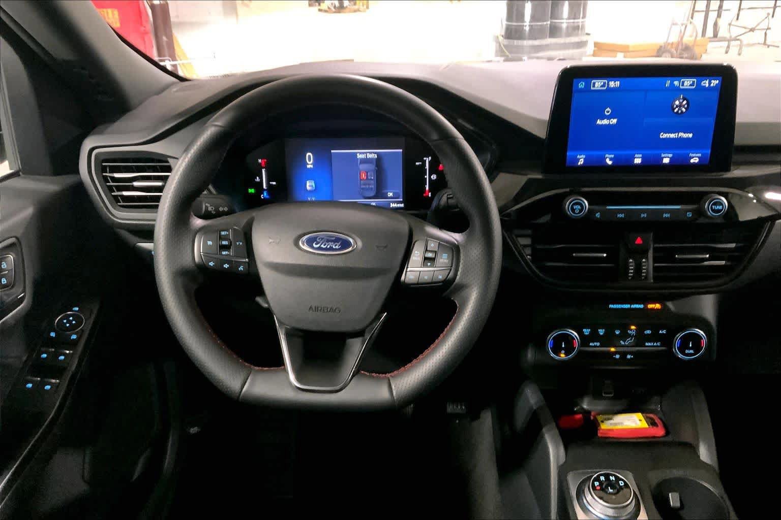 Certified 2025 Ford Escape ST-Line AWD/4WD image 8