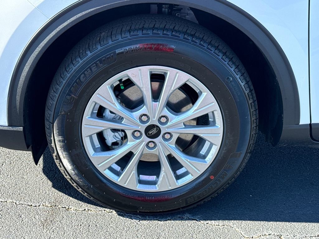 Certified 2026 Ford Escape Active w/ Cold Weather Package FWD image 11