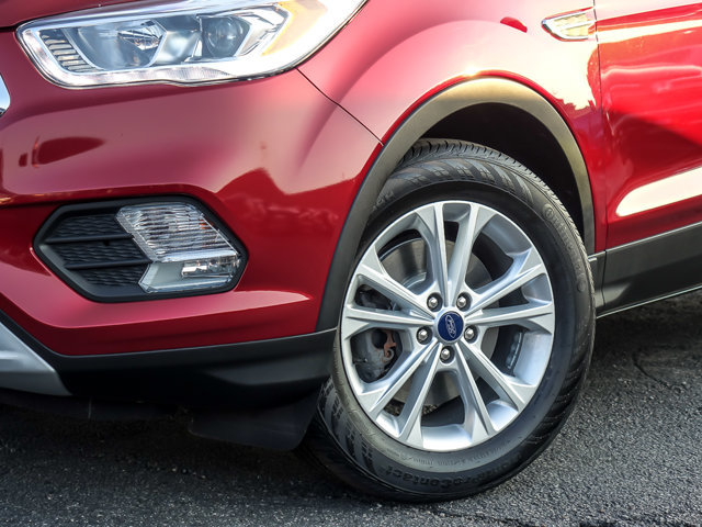 Certified 2019 Ford Escape SEL AWD/4WD image 3