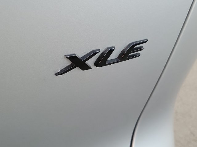 Used 2022 Toyota Corolla Cross XLE w/ Black Badges Package (TMS) FWD image 24