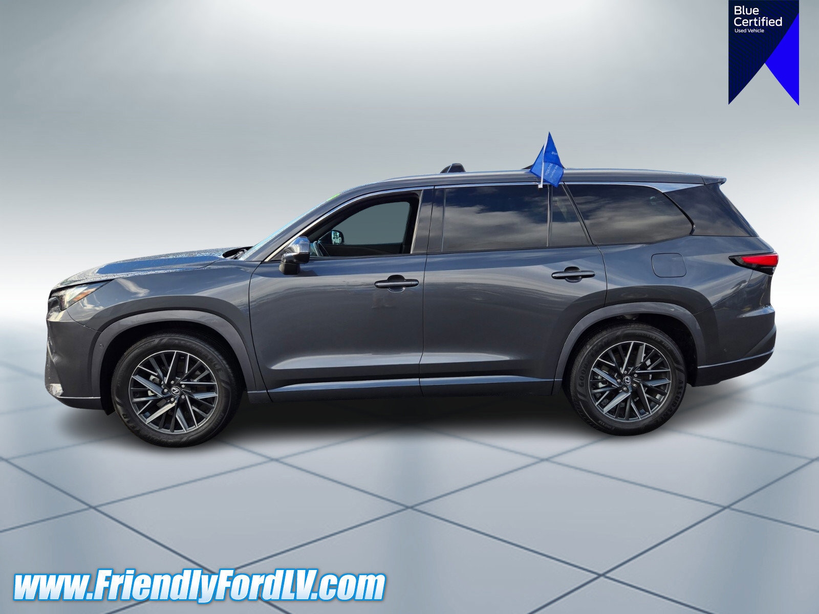 Used 2024 Lexus TX 350 AWD image 2