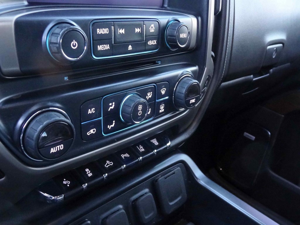 Used 2019 GMC Sierra 2500 Denali w/ Duramax Plus Package image 12