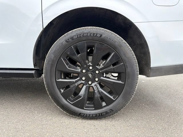 Certified 2025 Ford Expedition Max Platinum w/ Stealth Appearance Package AWD/4WD image 38
