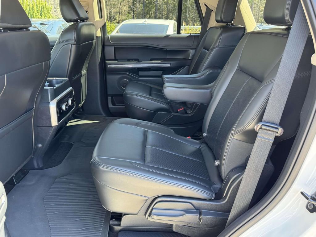 Certified 2022 Ford Expedition XLT image 22