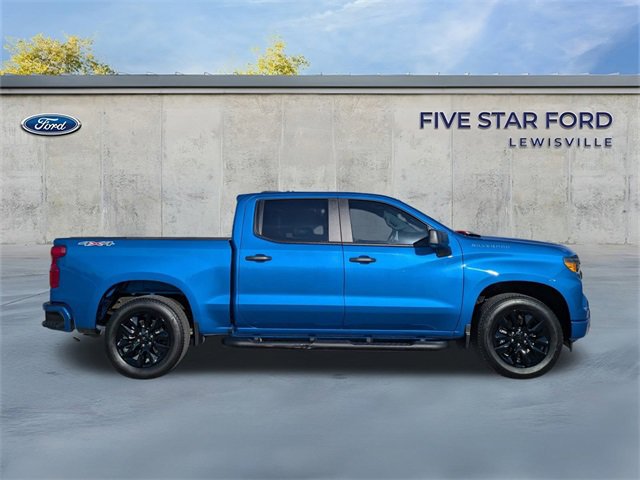 Used 2023 Chevrolet Silverado 1500 Custom image 3
