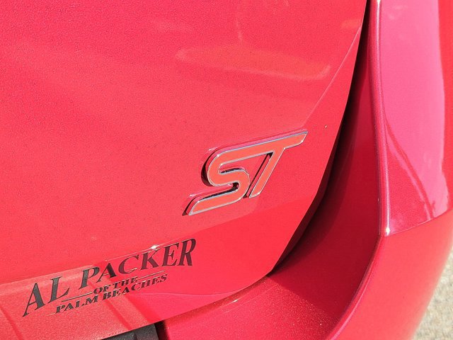 Certified 2025 Ford Explorer ST image 13