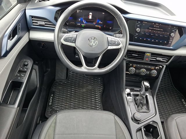 Used 2024 Volkswagen Taos SE AWD/4WD image 12