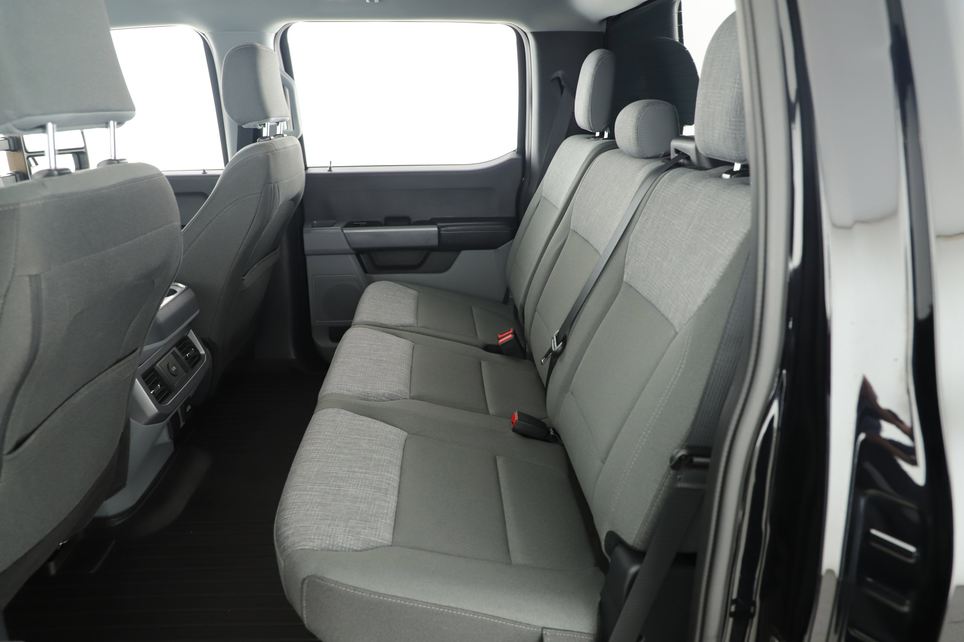 Certified 2024 Ford F250 XLT w/ FX4 Off-Road Package image 25