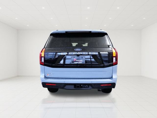 Certified 2025 Ford Expedition Active AWD/4WD image 5