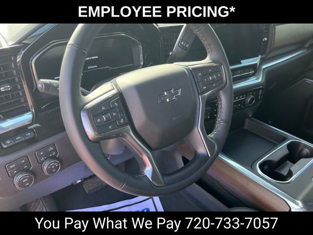 Used 2024 Chevrolet Silverado 2500 High Country w/ High Country Premium Package AWD/4WD image 17