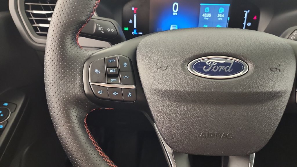 Certified 2024 Ford Escape ST-Line w/ Tech Pack #1 AWD/4WD image 18