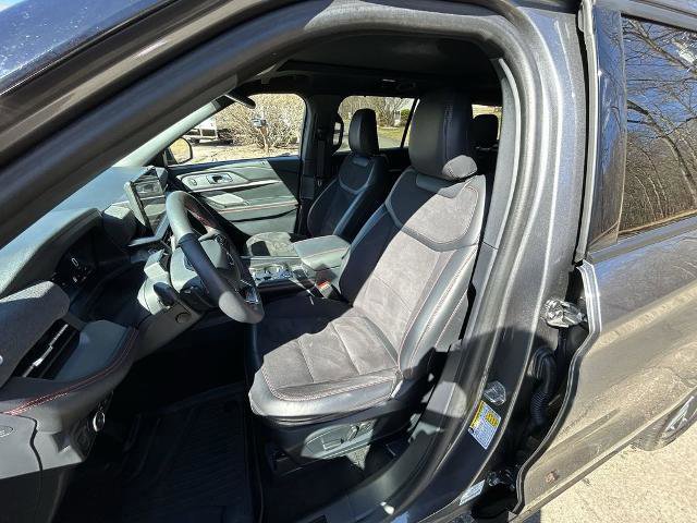 Certified 2025 Ford Explorer ST image 11