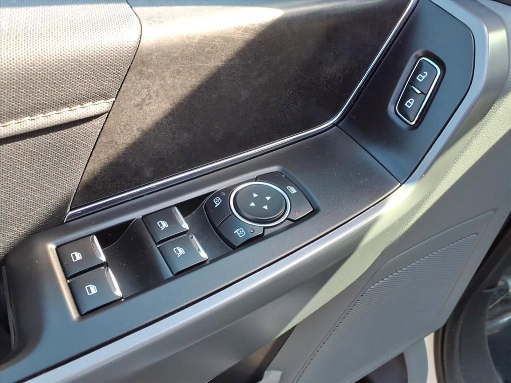 Certified 2025 Ford F150 XLT w/ Equipment Group 301A Standard image 16