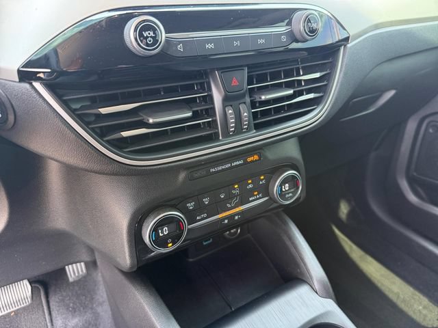 Certified 2021 Ford Escape SE w/ SE Sport Appearance Package FWD image 21