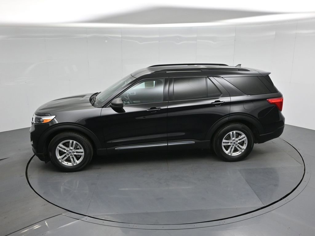 Certified 2022 Ford Explorer XLT image 47