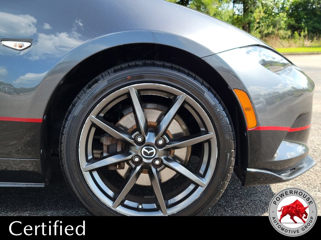 Used 2018 MAZDA MX-5 Miata Club RWD image 12