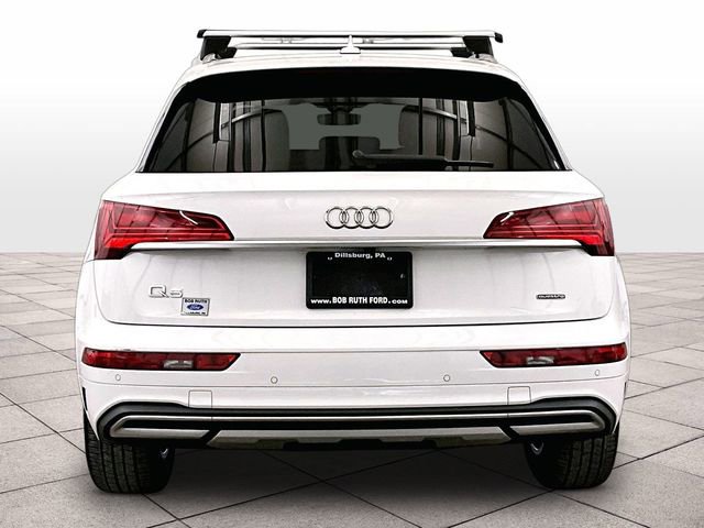 Used 2023 Audi Q5 2.0T Premium w/ Convenience Package AWD/4WD image 4
