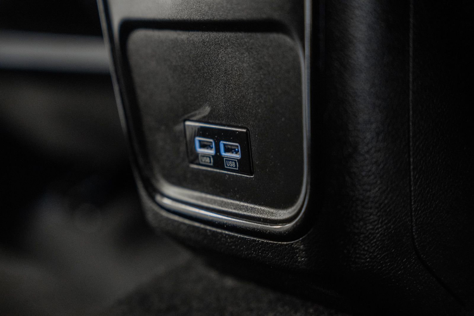 Used 2022 Dodge Charger GT w/ Blacktop Package image 38