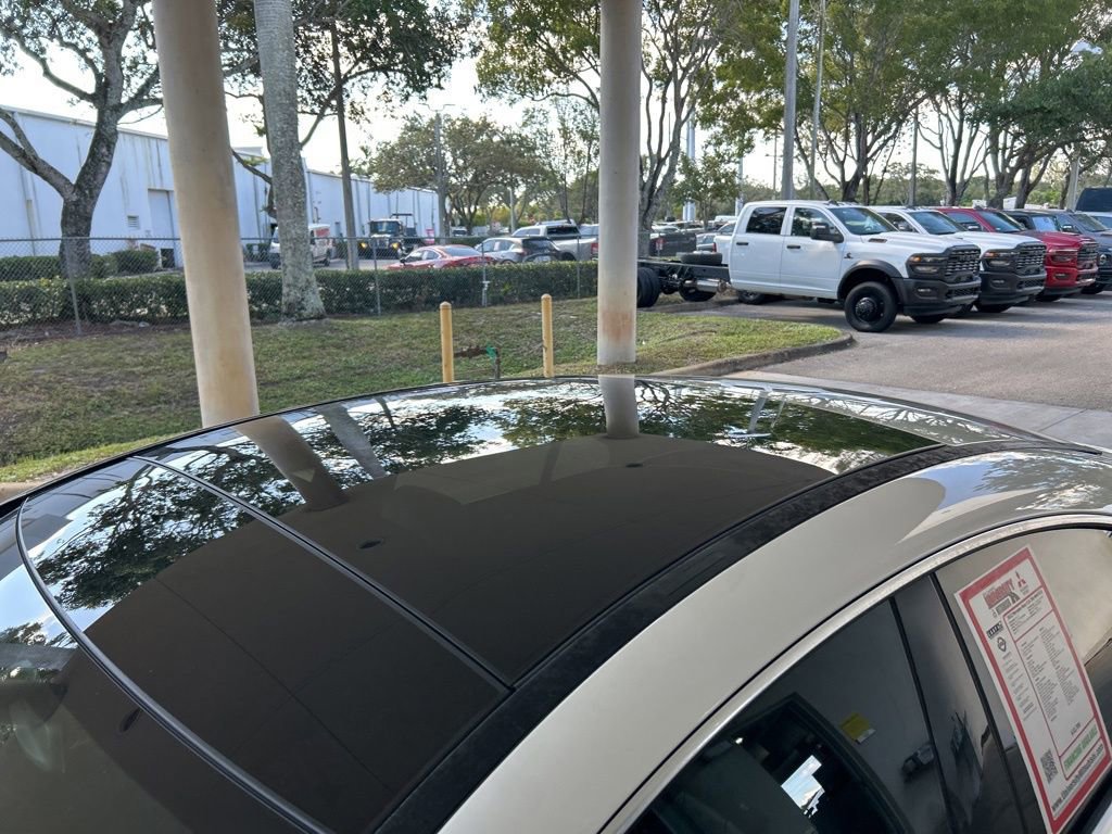 Used 2022 Mercedes-Benz CLA 250 4MATIC w/ Premium Package Lite image 17