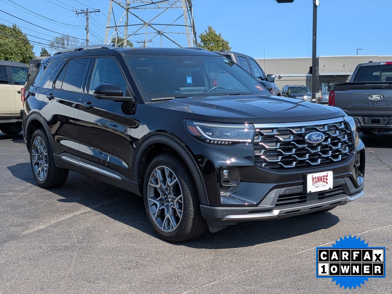 Certified 2025 Ford Explorer Platinum w/ Ultimate Package AWD/4WD image 38