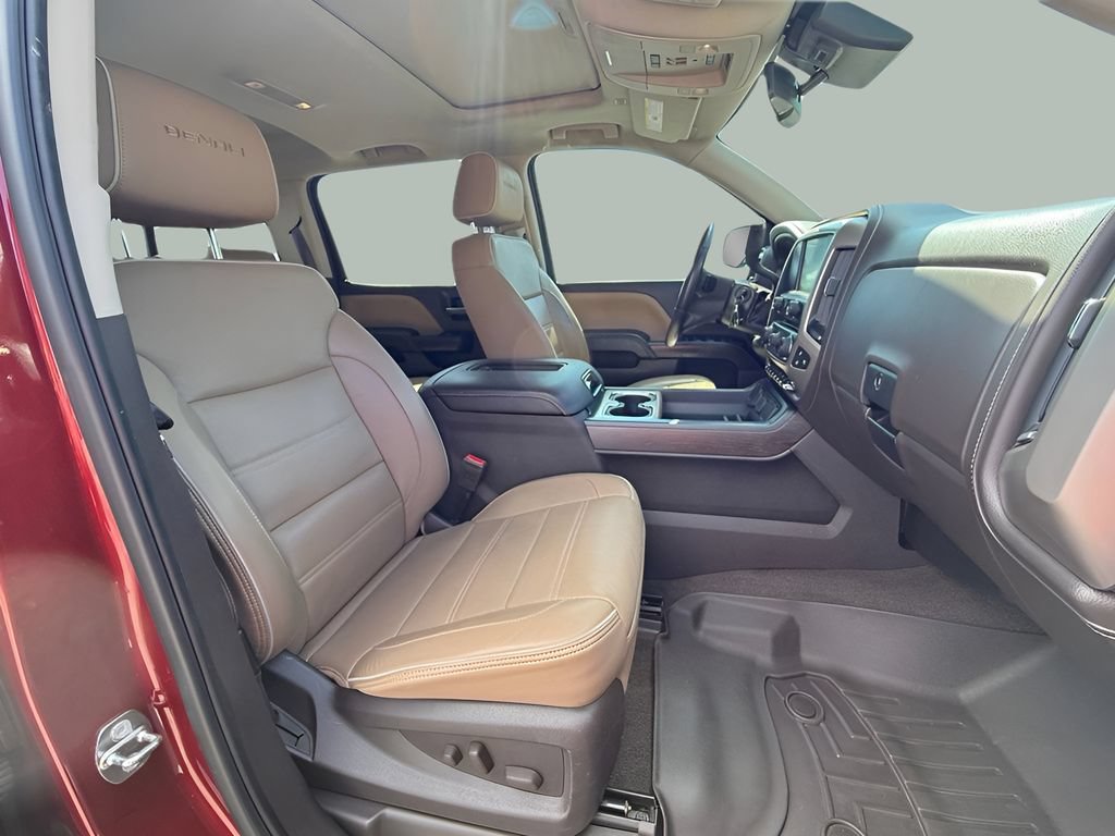 Used 2018 GMC Sierra 1500 Denali w/ Denali Ultimate Package AWD/4WD image 11