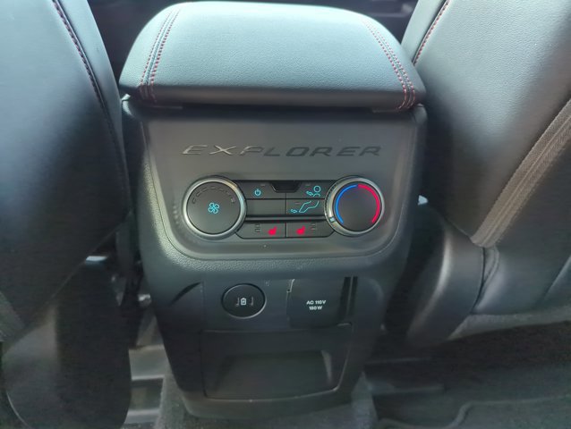 Certified 2025 Ford Explorer ST-Line w/ Premium Package image 20