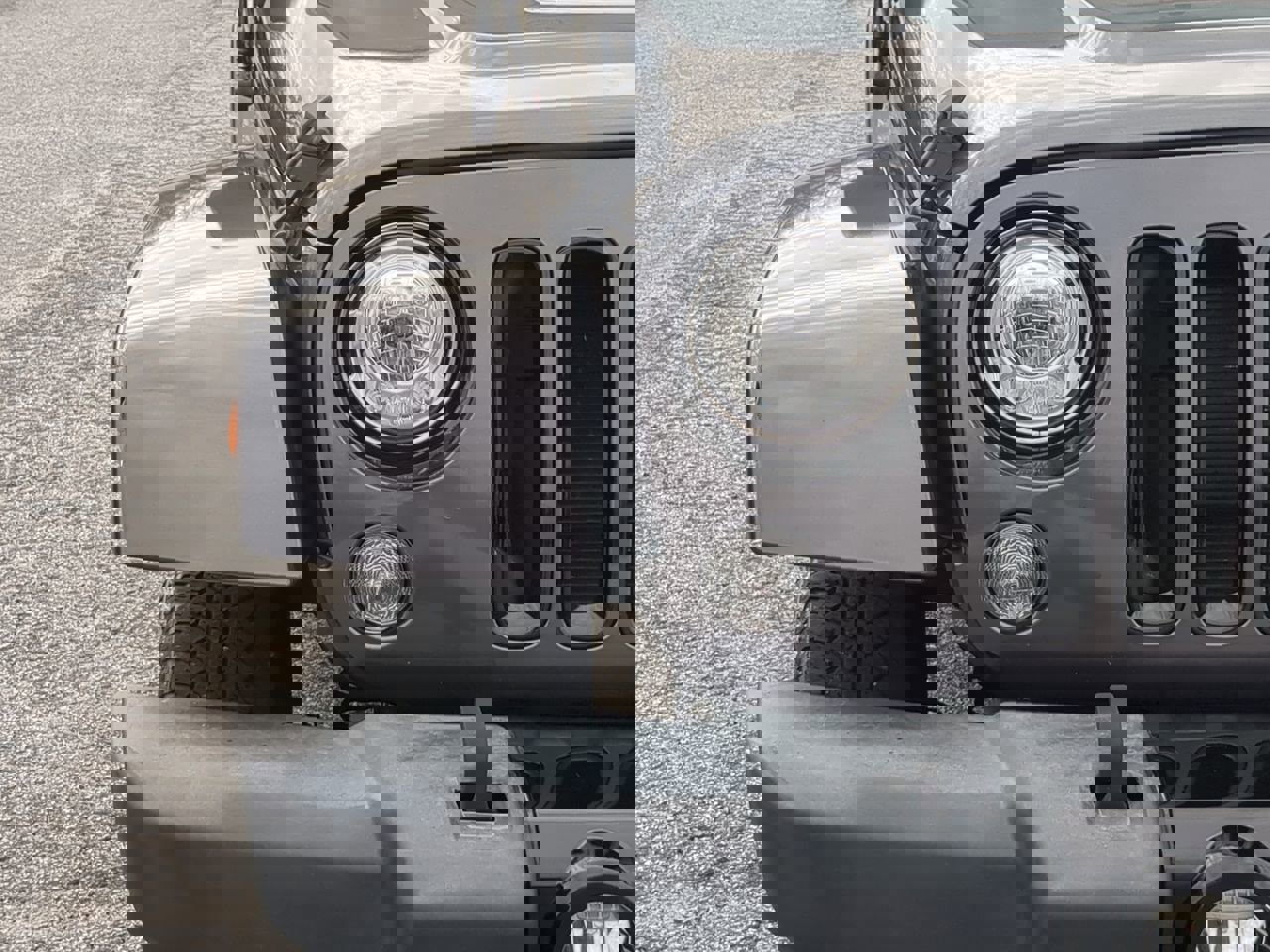 Used 2017 Jeep Wrangler Unlimited Sahara image 8